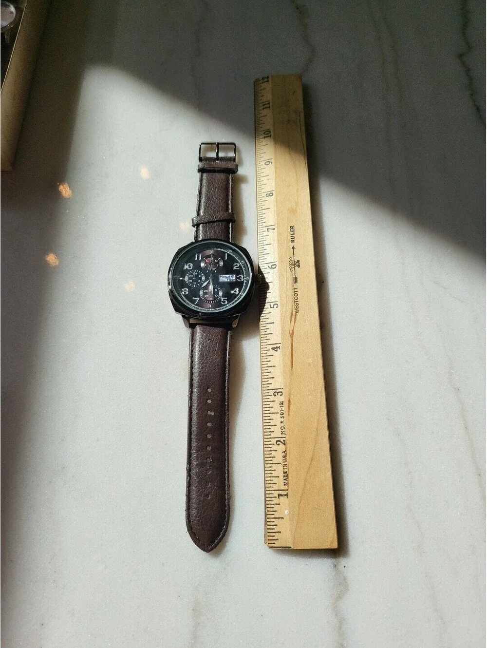 Men's Quartz Watch Working New Battery Automobilia 50mm Regal Ride Shock Absorbs